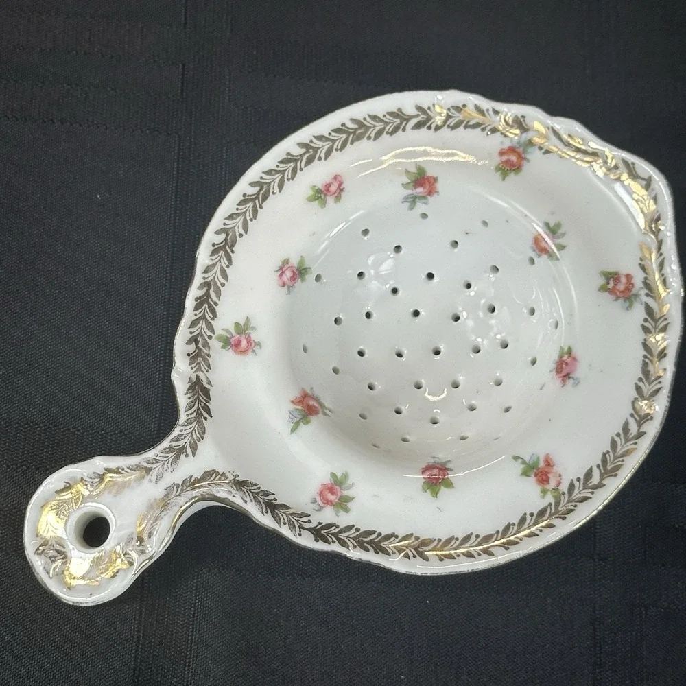 Antique Porcelain Handled Tea Strainer Pink‎ Roses Gold Laurel Shabby Chic
